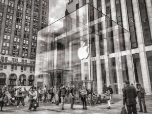 Read more about the article Apple’s Expected Treats in 2024: A Sneak Peek